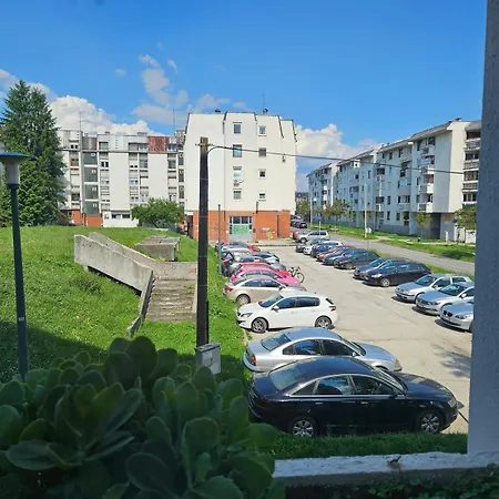 Modern Spacious Ilidza Lägenhet