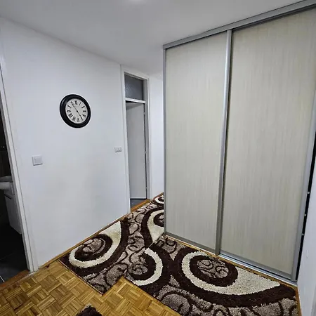 Lägenhet Modern Spacious Ilidza